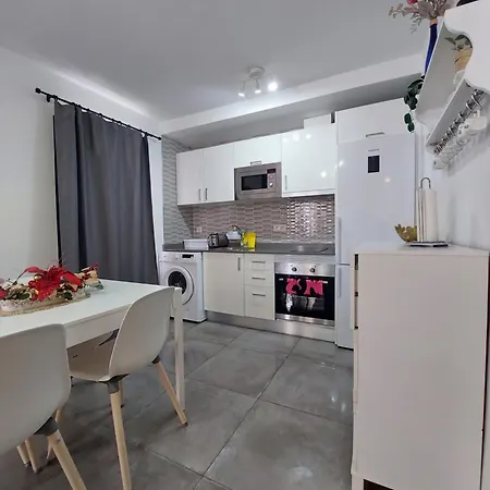 Casa Antonio Pasillo Al Mar 40a